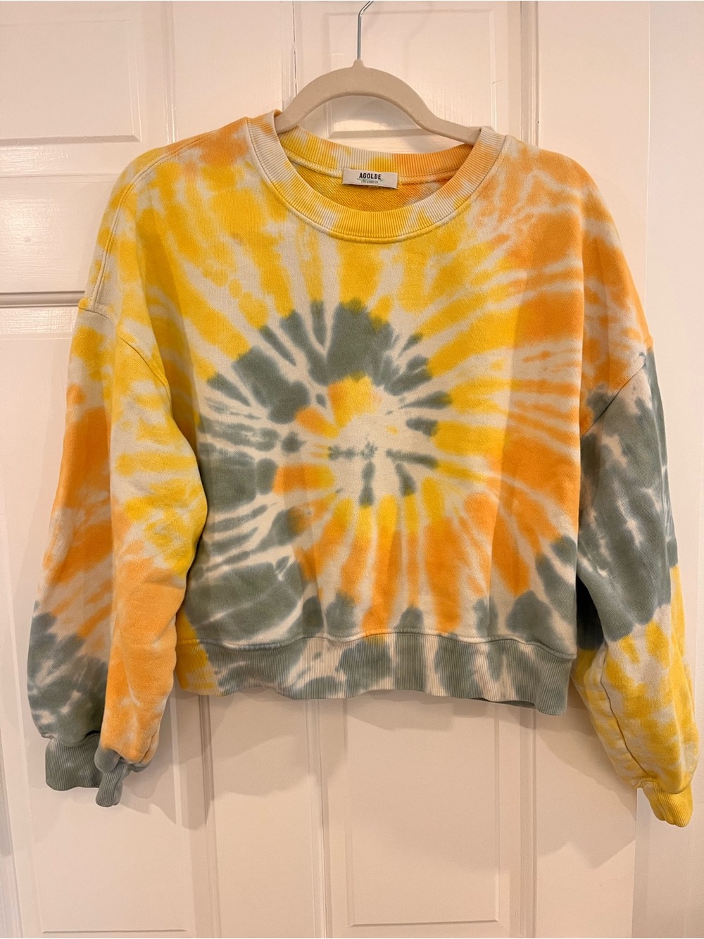 Agolde Spiral Tie-Dye Cropped Sweatshirt in Yellow & Orange